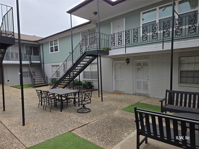 Foto del edificio - 815 Harvard St