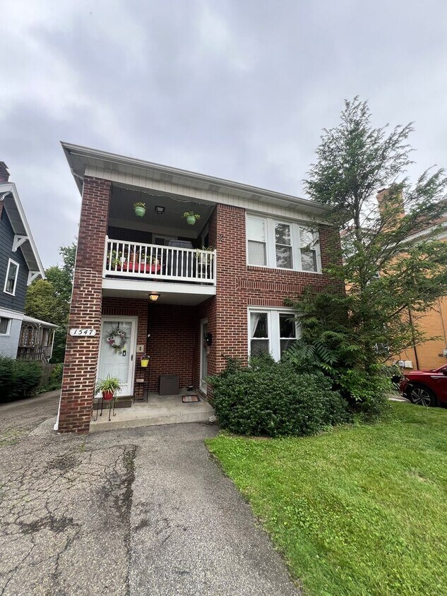 Primary Photo - 1547 McFarland Rd