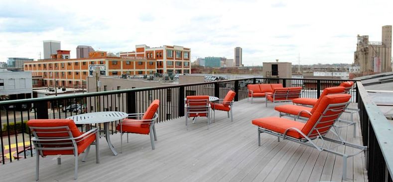 Rooftop Lounge - The Commons