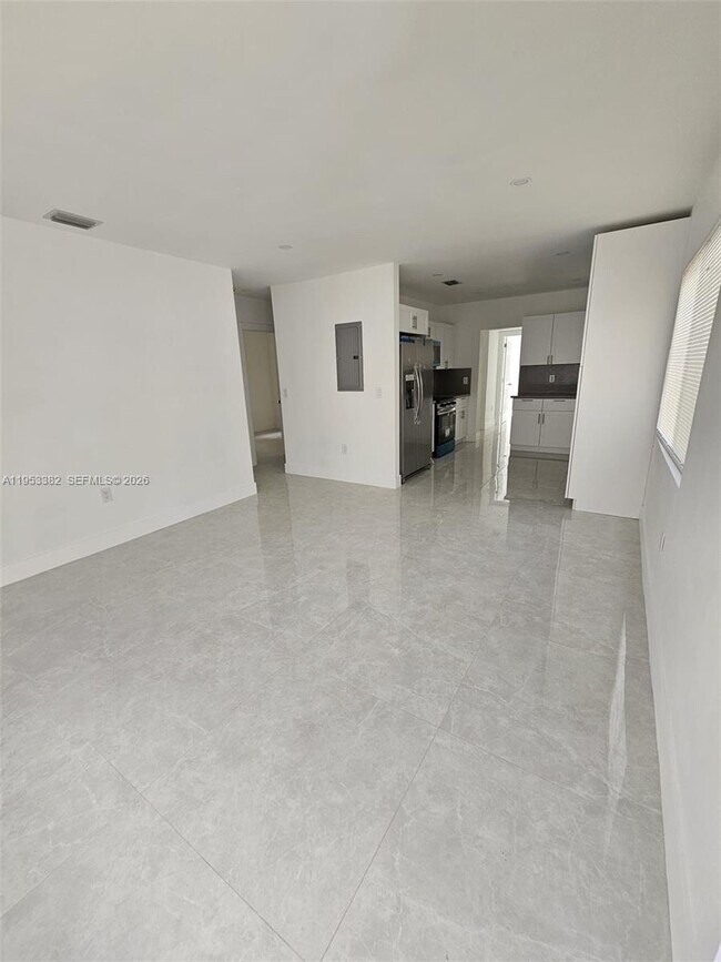 Building Photo - 2488 SW 6th Ct