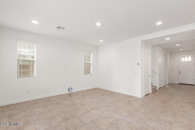 Building Photo - 2473 E Athena Ave