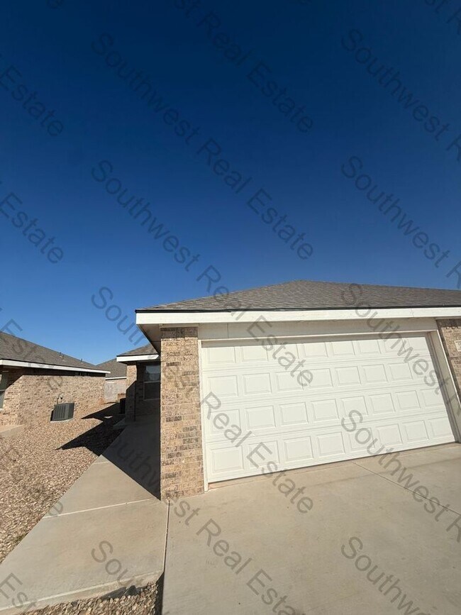 Building Photo - 1309 Mission Dr