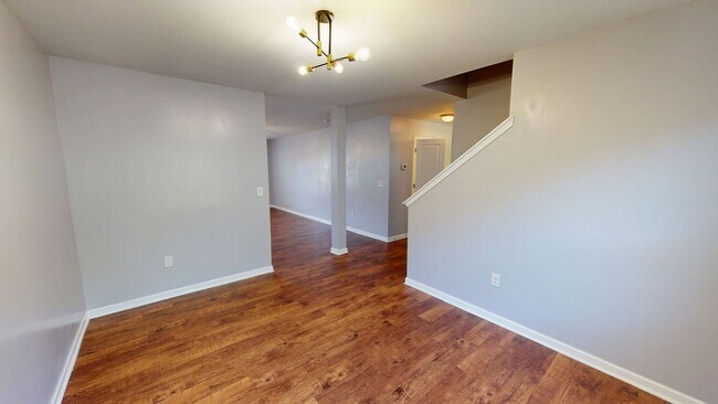 Foto del edificio - 4 Bedrooms w/ Privacy Fence & Community Pool!