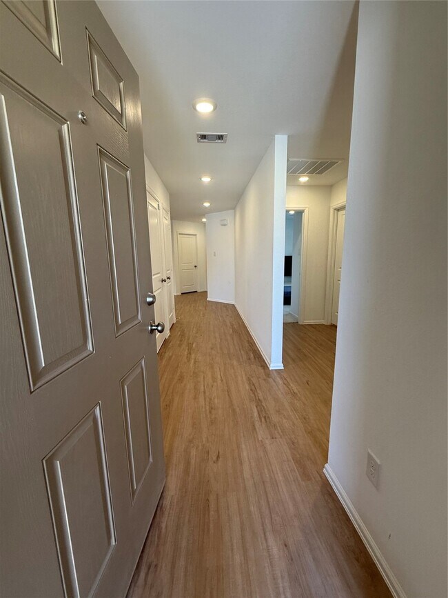 Building Photo - 18634 Gravago Ln