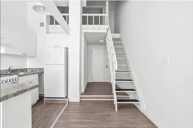 Building Photo - 2 bedroom in New York NY 10038