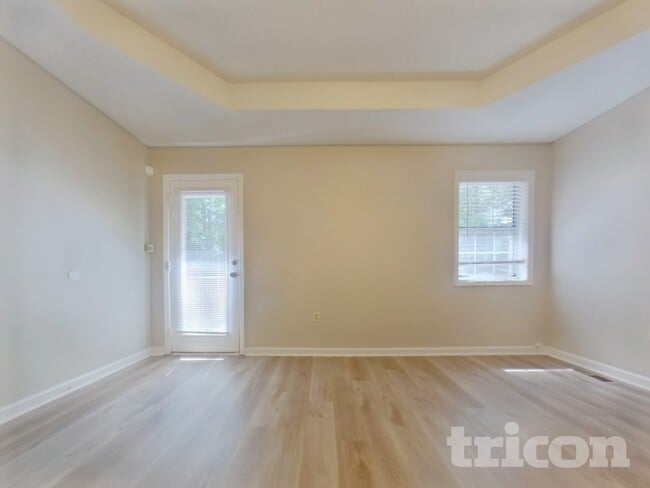 Building Photo - 2711 Candler Ct