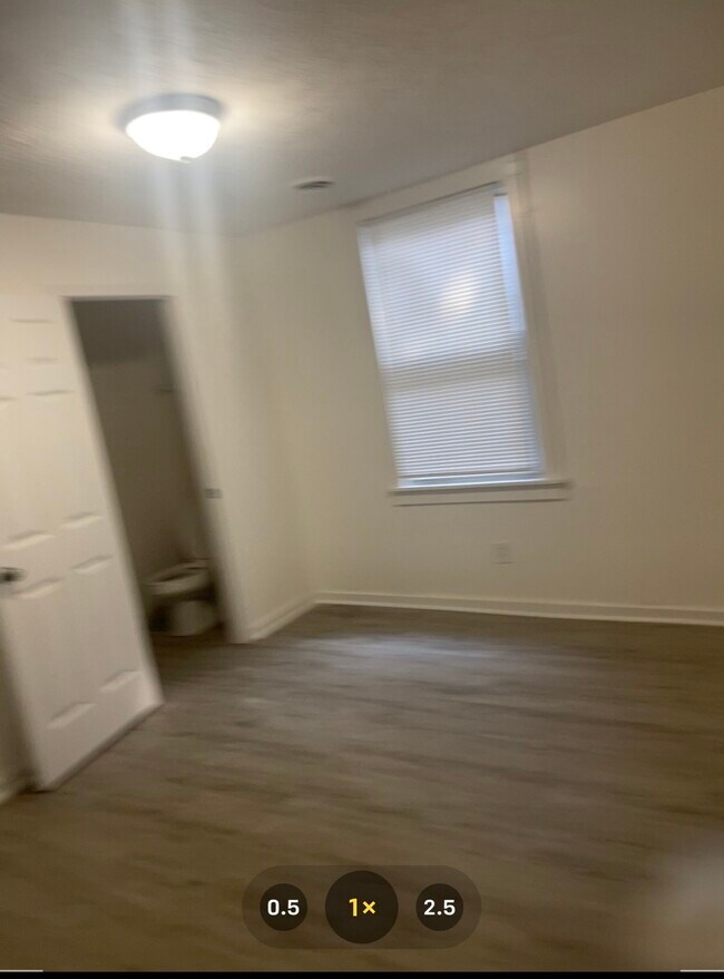 Foto del edificio - 414 Silver Maple Way