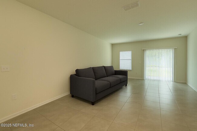 Foto del edificio - 402 Aralia Ln