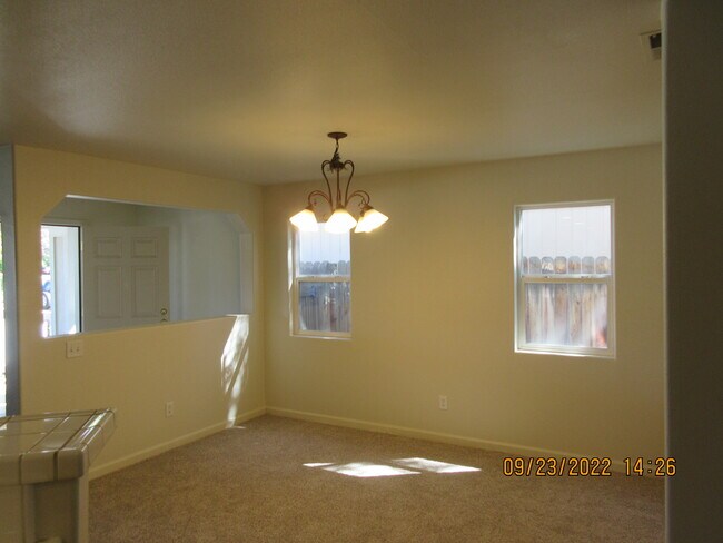 Building Photo - 1324 Scotch Pine Way
