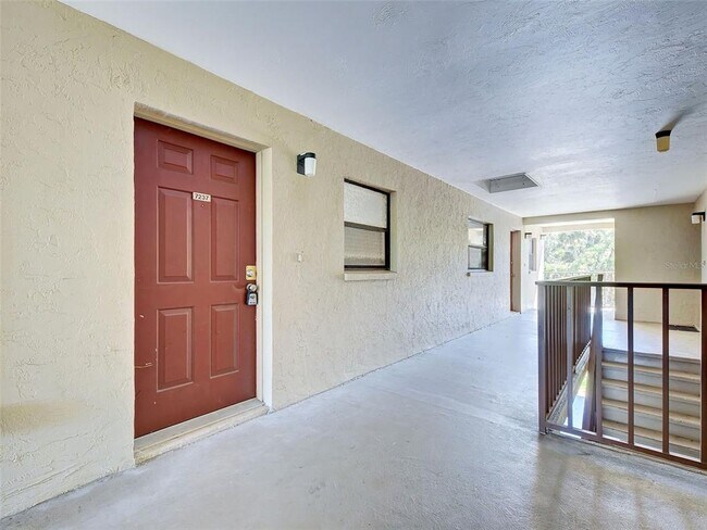 Foto del edificio - 7237 Cloister Dr