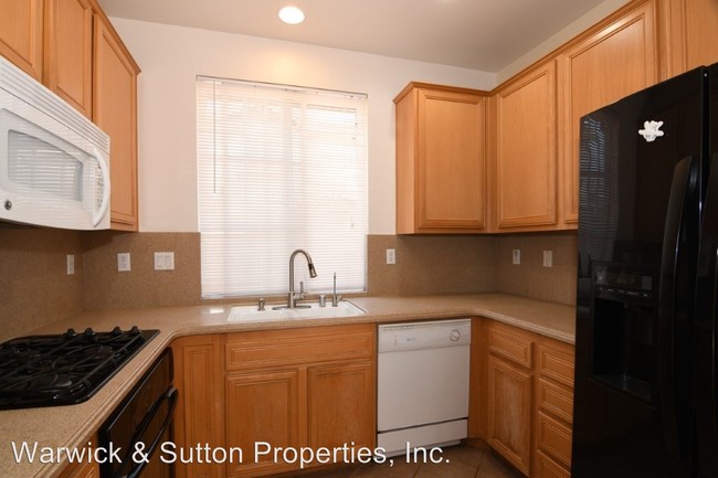 Building Photo - 3 br, 2.5 bath House - 2789 Bear Valley Road