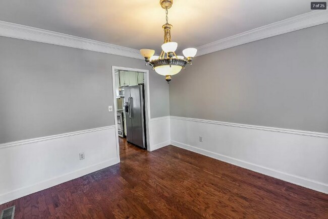 Building Photo - 1009 Legacy Walk