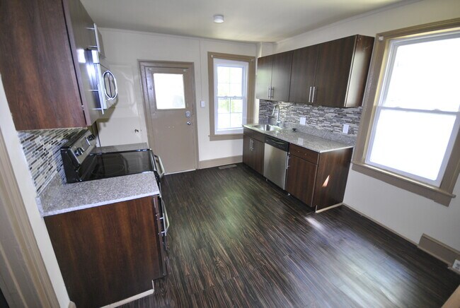 Foto del edificio - 541 S 4th Ave