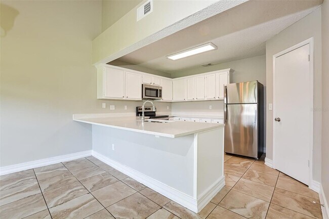Building Photo - 477 Amethyst Way