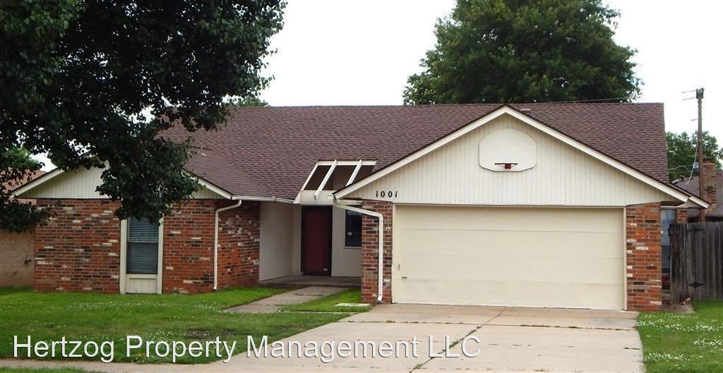 Foto principal - 4 br, 2.5 bath House - 1001 Bradley