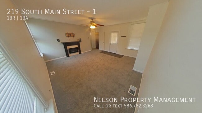 Foto del edificio - 219 S Main St