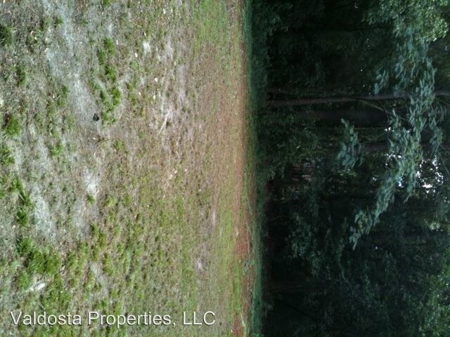 Building Photo - 3 br, 1 bath House - 707 Azalea Circle