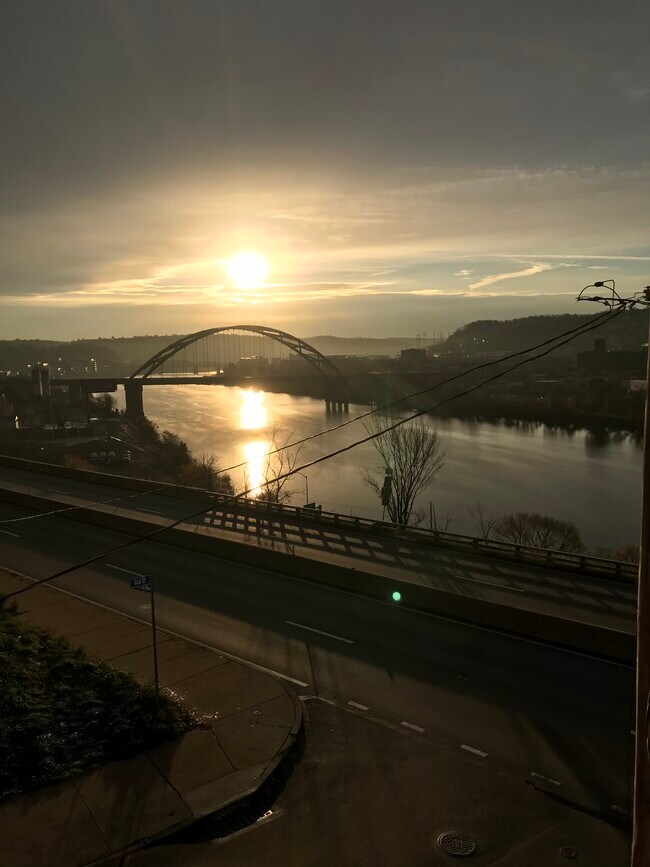 3rd floor view - 44 Gist St