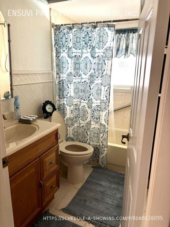 Foto del edificio - 12724 95th St N