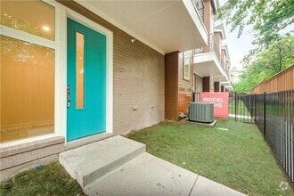 Building Photo - 4620 Munger Ave