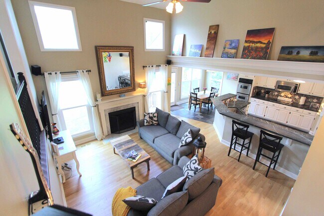 Foto del edificio - 5711 Chadwick Ln