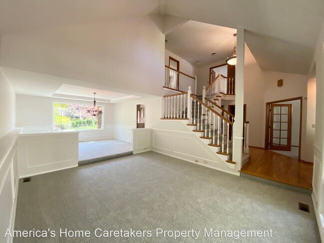 Building Photo - 3 br, 2.5 bath House - 11817 SE 78th St