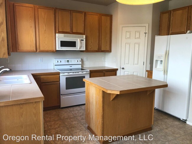 Foto del edificio - 18655 SW Tara Meadows Ct