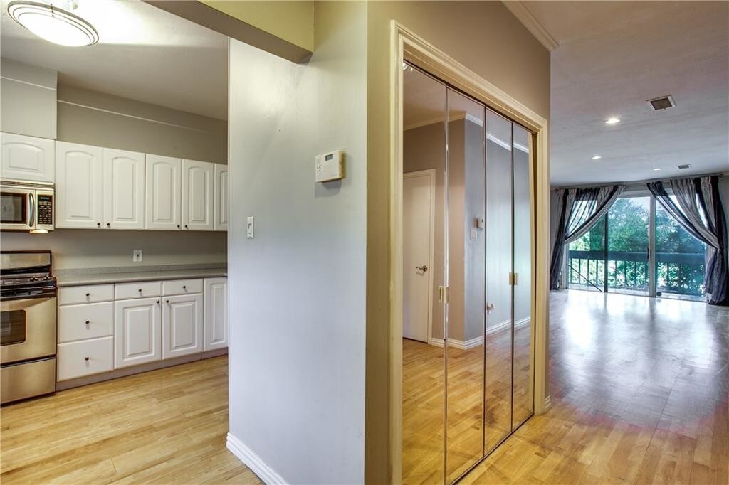 5310 Keller Springs Rd Unit 123 Dallas Tx 75248 Condo For Rent In Dallas Tx Apartments Com