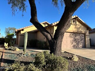 Building Photo - 10372 E Meandering Trail Ln