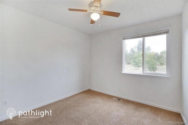 Foto del edificio - 2658 Comanche Creek Drive, Brighton, CO, 8...