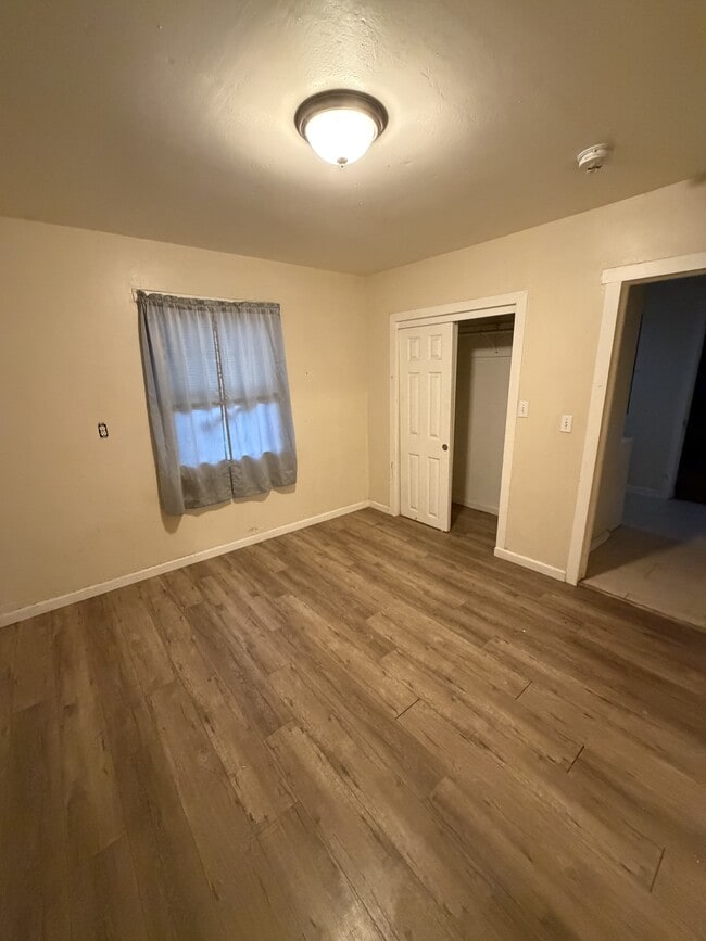 Foto del edificio - 1906 N Giddings St