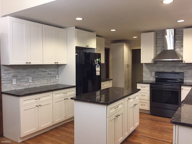 Foto del edificio - 4 br, 3.5 bath House - Duchess, Troy