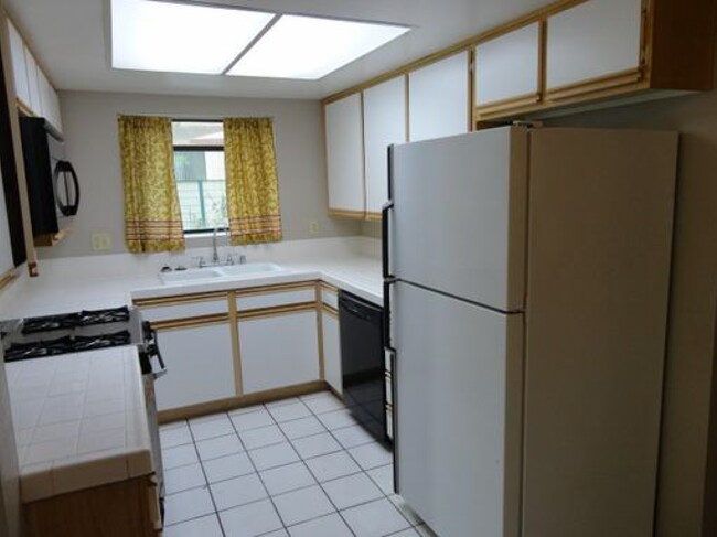 Foto del edificio - 44532 15th St E
