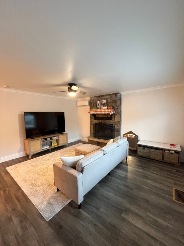 Foto del edificio - 165 N 400 E