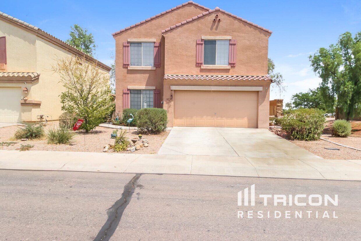 Foto principal - 37186 W Amalfi Ave