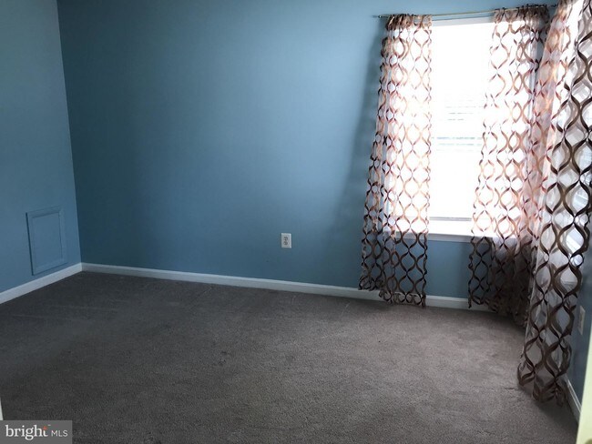 Building Photo - 8544 Rothbury Dr
