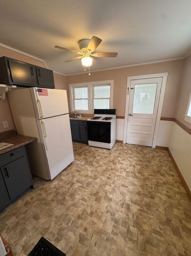 Foto del edificio - 619 3rd St