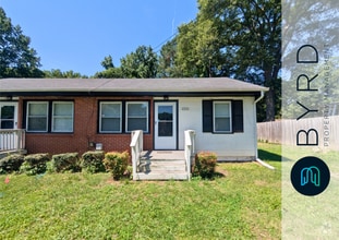 Building Photo - 4303 Britannia Rd