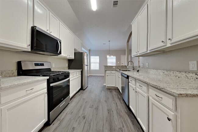 Foto del edificio - 2200 Jefferson Crossing Dr