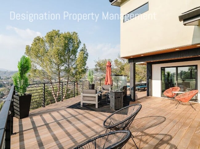 Foto del edificio - 6023 Eucalyptus Ln