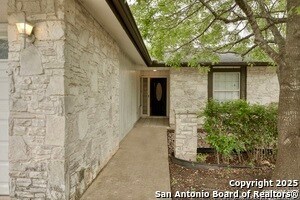 Foto del edificio - 5119 Timber Terrace St