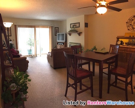 Building Photo - 2525 Stockinger Dr