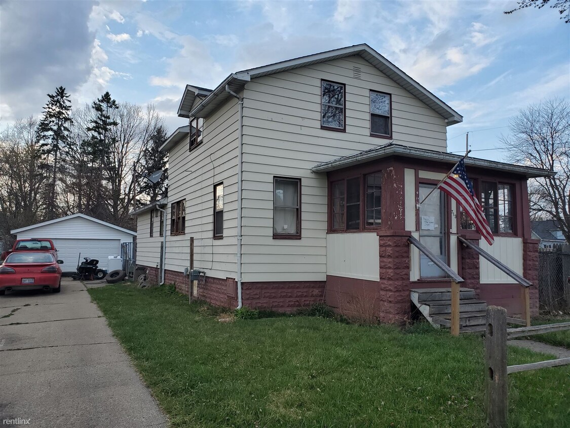 Foto principal - 3 br, 1 bath House - 713 S Oakley St