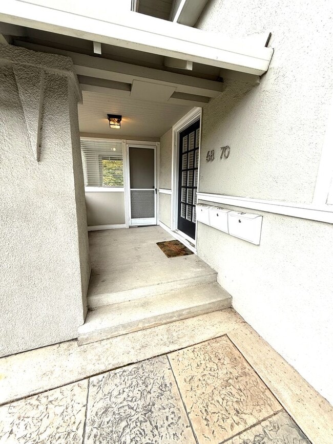 Photo - Hawthorne Apartment