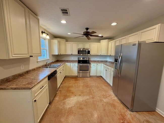 Foto del edificio - 3 Bed / 2 Bath, South Jonesboro, Available Now!