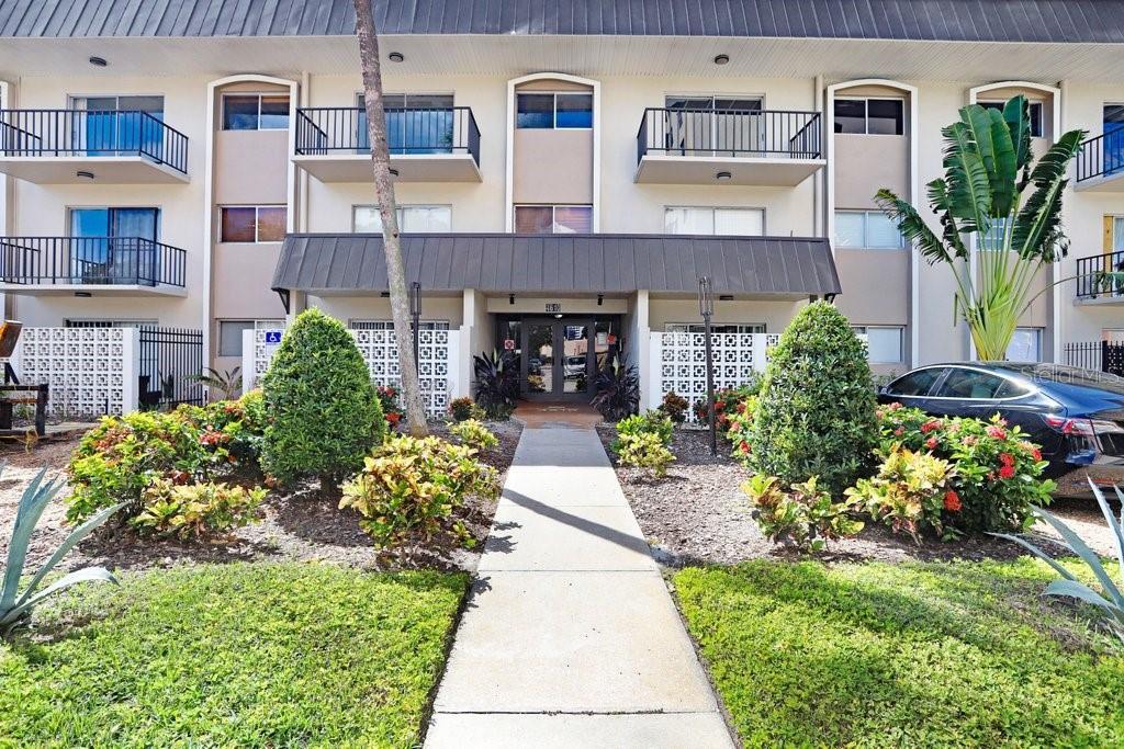Foto principal - 4610 W Gray St