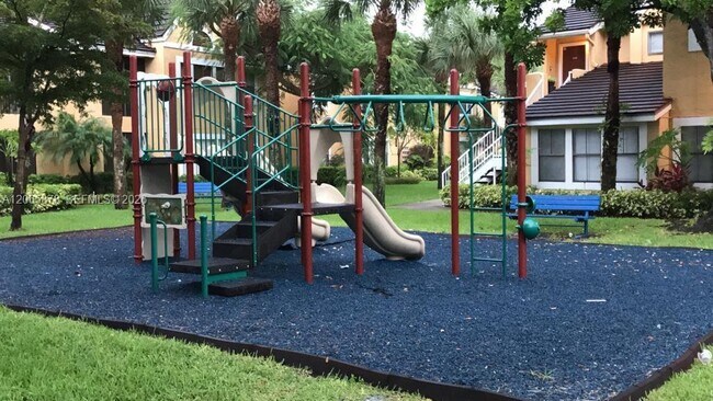Foto del edificio - 10441 SW 156th Ct