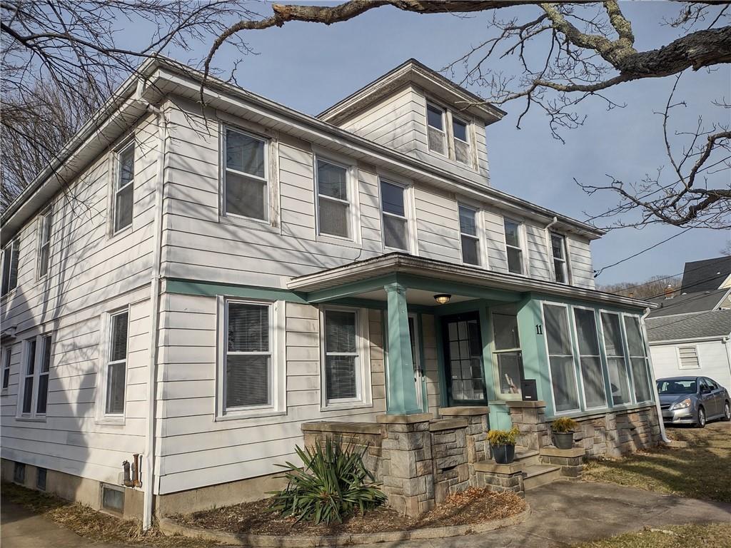 11 Pierce St, Westerly, RI 02891 Room for Rent in Westerly, RI