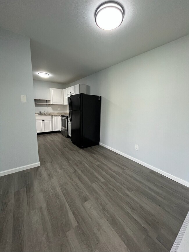 Foto del edificio - 326 Stratford Way