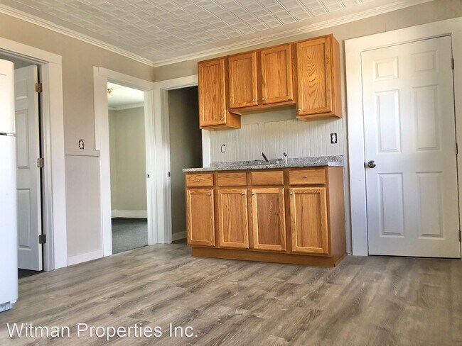 Building Photo - 4 br, 1 bath Apartment - 235 Boston Rd